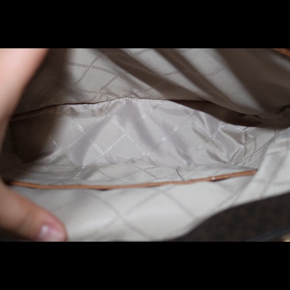 Michael Kora Jet Set Tote *Brand New* - Picture 7 of 12